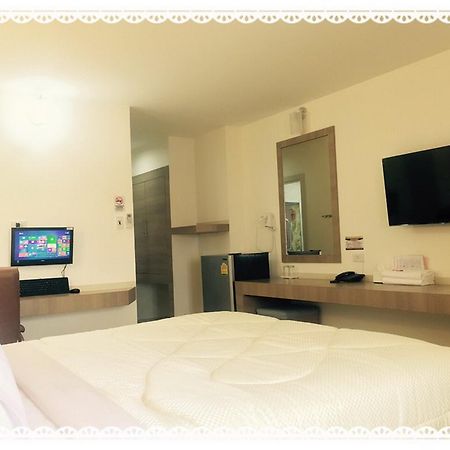 P.A. Thani Hotel Nakhon Sawan Eksteriør bilde